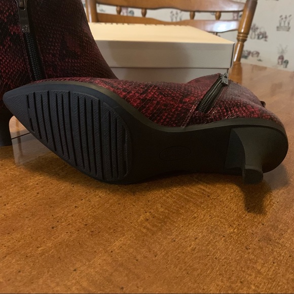 Anne Klein Rosey Booties - Picture 5 of 10